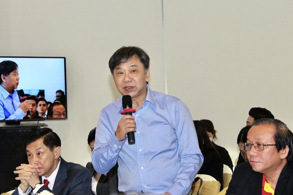 TS Phạm Trung Lương, Nguyên Phó viện trưởng Viện Nghiên cứu phát triển du lịch phát biểu tại hội thảo.