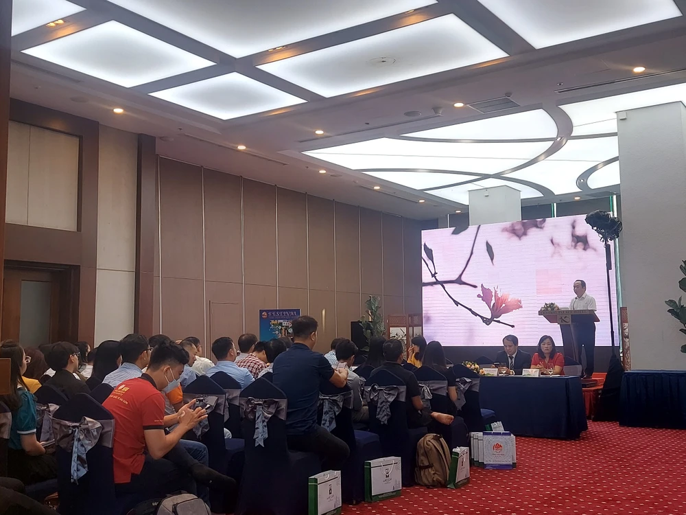 Hội nghị xúc tiến du lịch 8 tỉnh Tây Bắc mở rộng chiều ngày 6-4. Hội nghị xúc tiến du lịch 8 tỉnh Tây Bắc mở rộng chiều ngày 6-4.