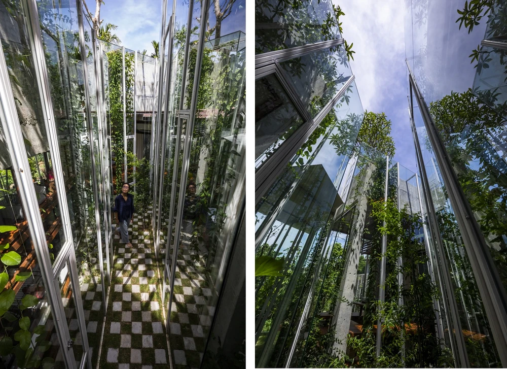 Bốn hang động bằng kính luôn tràn ngập ánh nắng và gió tự nhiên để mang đến sự thoải mái.