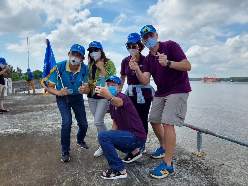 Khám phá Cần Giờ bằng đường bộ và đường sông với giá vé chỉ từ 599.000 đồng.