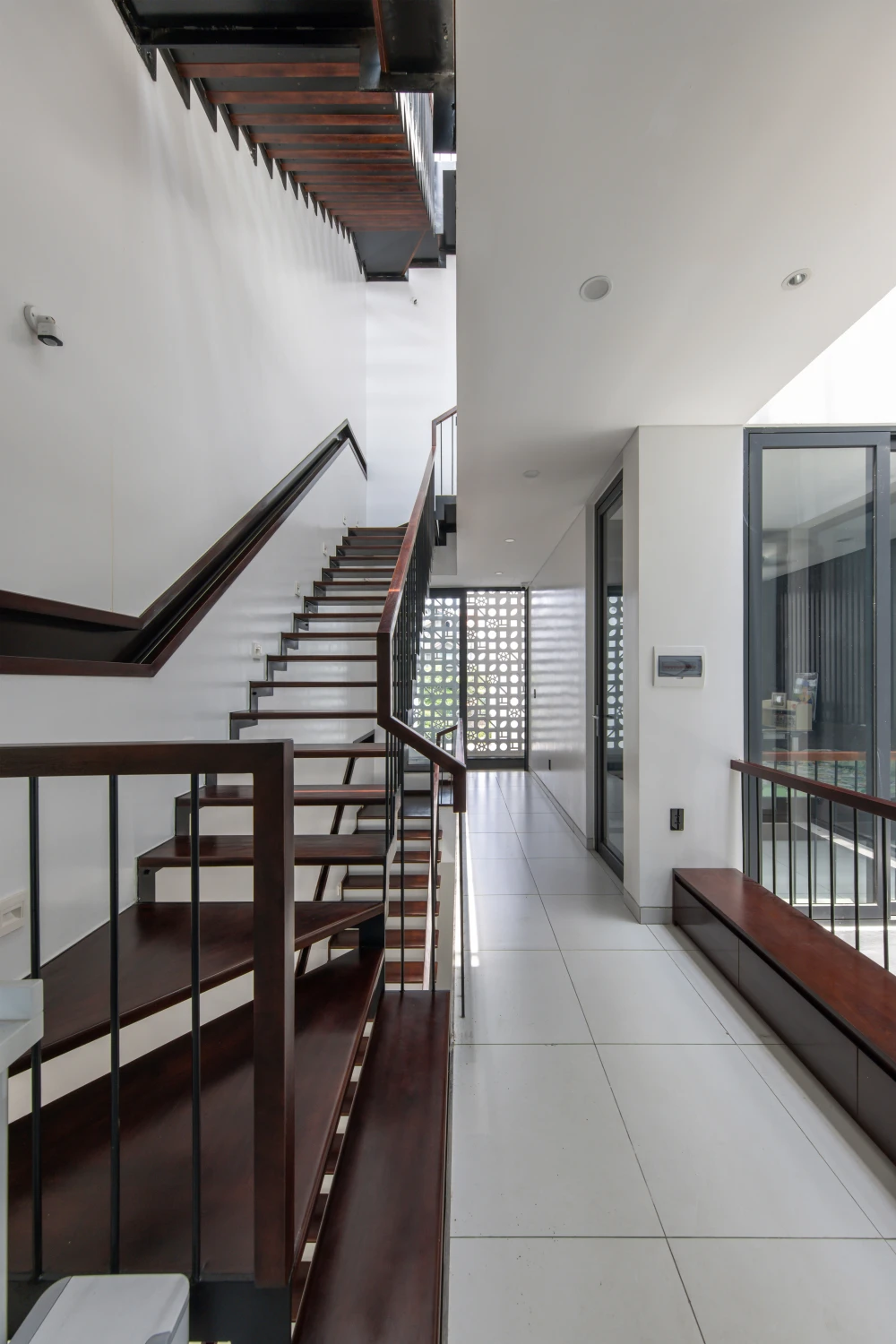 Lối dẫn vào các phòng chức năng.