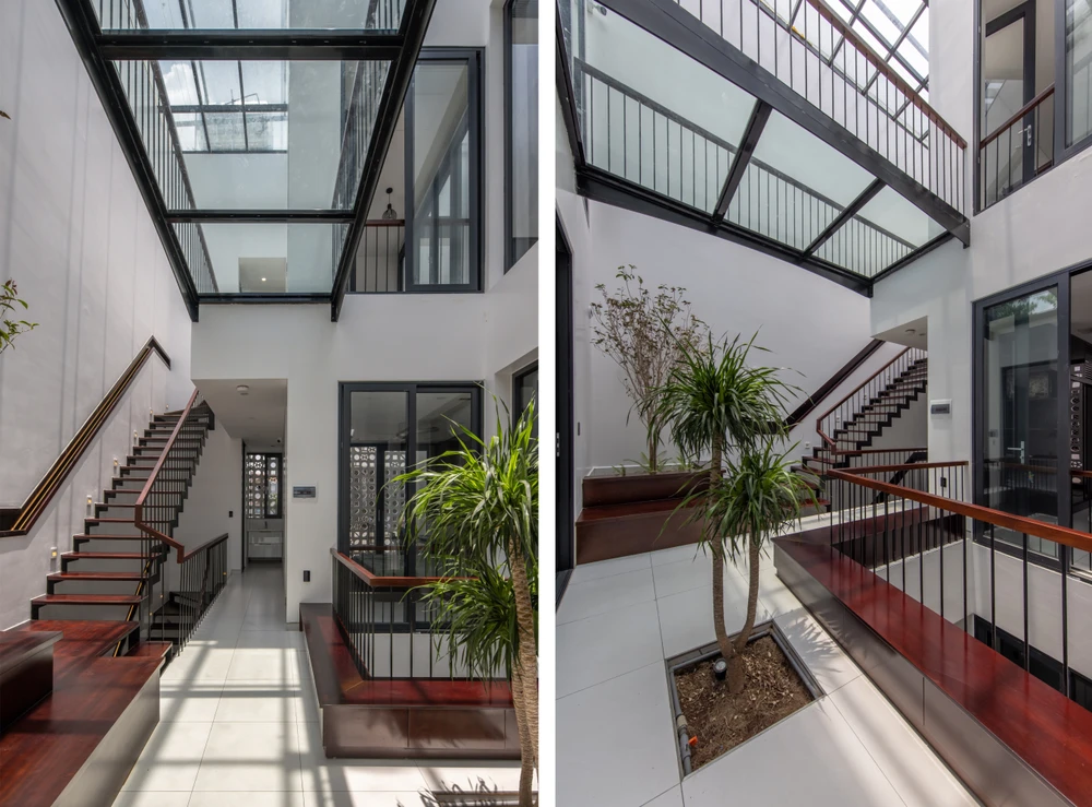 Khối công năng phía trước được lùi vào 2m để có ban công đua ra trồng cây tạo bóng mát giúp hạn chế nắng trực tiếp vào buổi trưa và chiều.