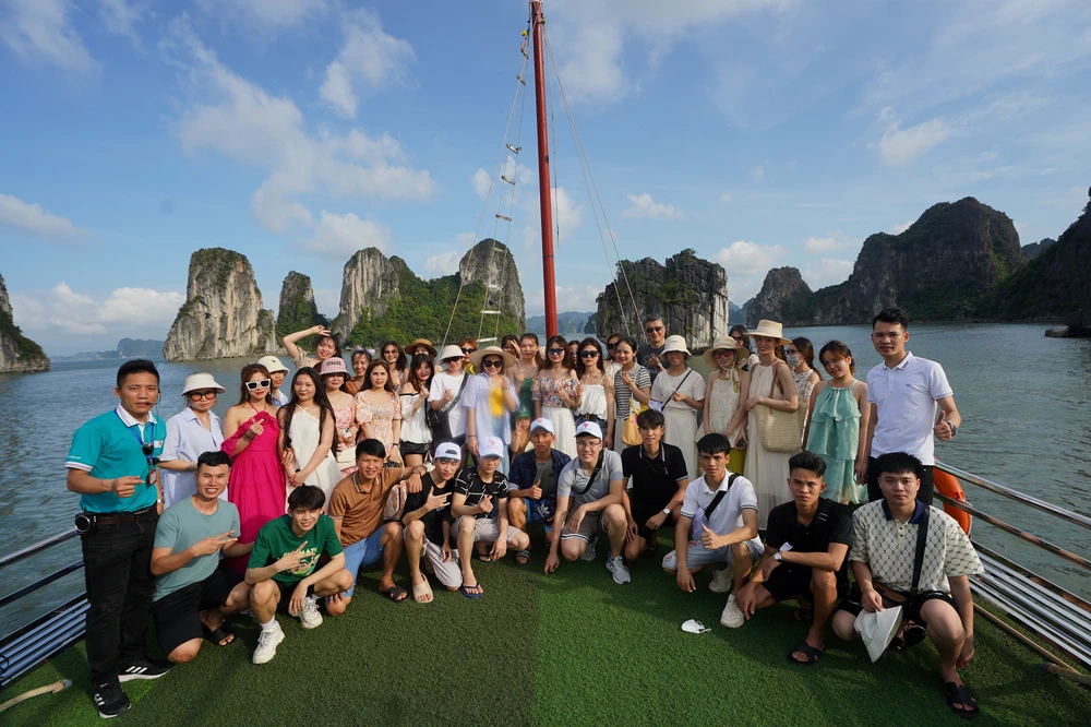 Các sản phẩm du lịch chính được tập trung phát triển thời gian qua bao gồm: du lịch biển đảo, du lịch văn hóa, tâm linh, du lịch cộng đồng và du lịch biên giới.