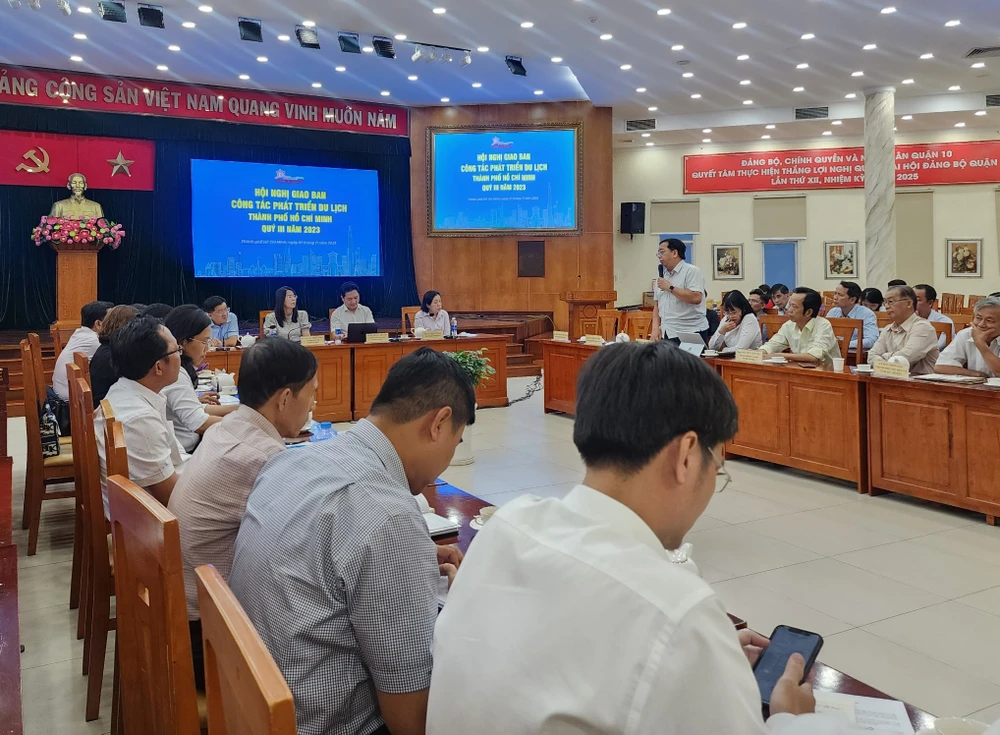 Hội nghị giao ban công tác phát triển du lịch TP.HCM quý III-2023 chiều ngày 1-11.