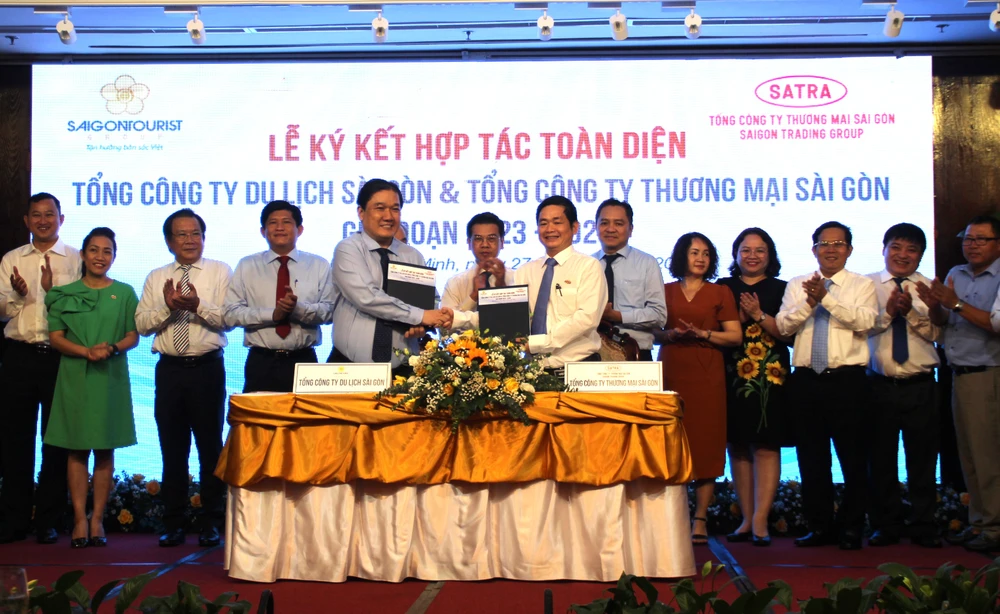 Saigontourist Group và Satra ký kết hợp tác chiến lược giai đoạn 2023 – 2028.