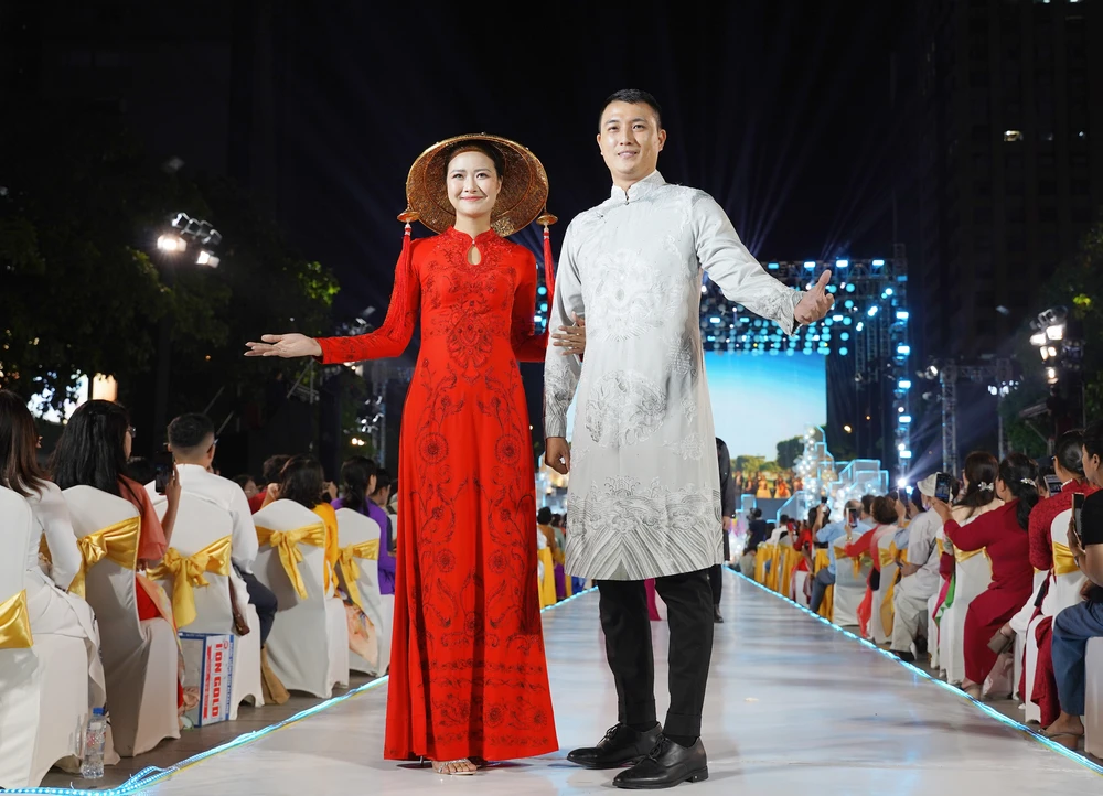 le-hoi-ao-dai-8.jpg