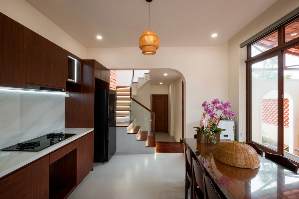 Ngôi nhà hiện đại bởi những thiết kế nội thất tiện nghi.
