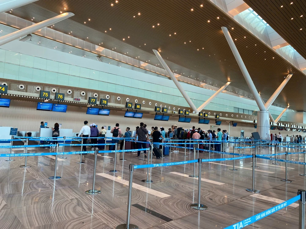 Từ ngày 17-5, toàn bộ đường bay nội địa của Vietnam Airlines được khai thác tại nhà ga T3.