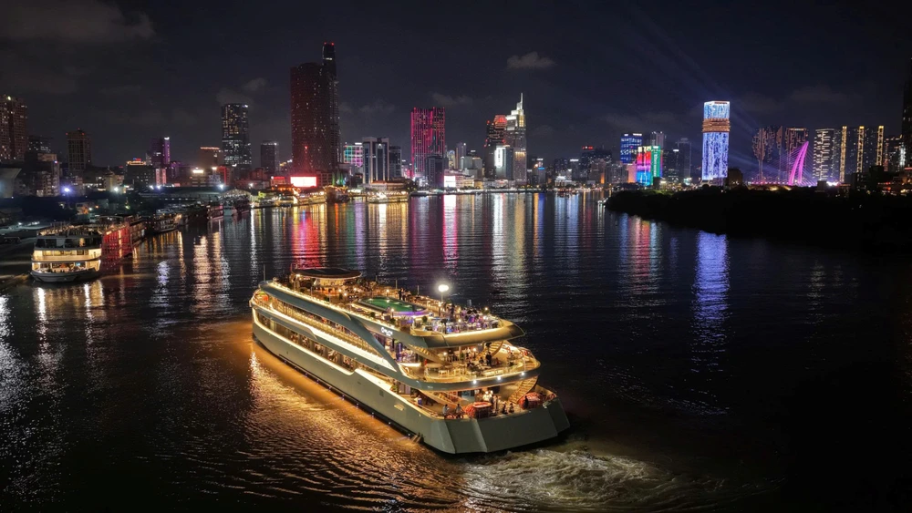 du-thuyen-5-sao-9.jpg