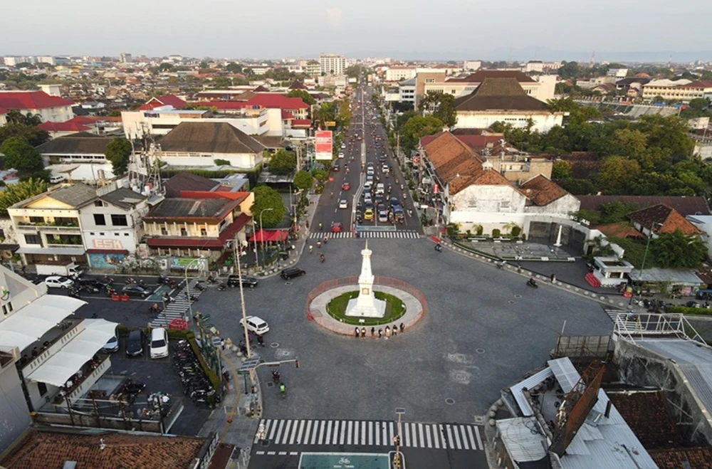 Malioboro, Yogyakarta, Indonesia_batch_300.jpg