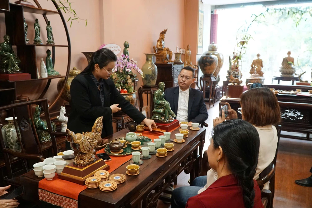Không gian thưởng trà nhằm thu hút nhóm khách quốc tế, doanh nhân và khách MICE lưu trú dài ngày. Ảnh: Thu Trinh.
