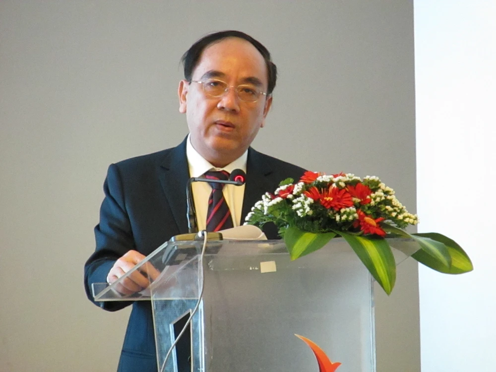 'Bất thường với trái cây có thể rơi vào... con cá' ảnh 1