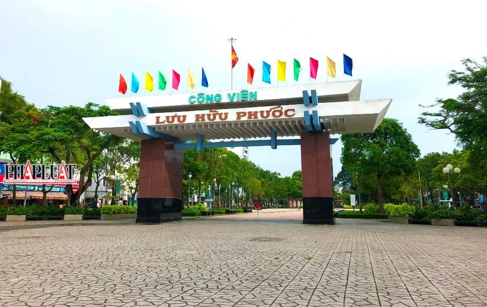 Công viên Lưu Hữu Phước, quận Ninh Kiều, TP Cần Thơ. Ảnh: NHẪN NAM