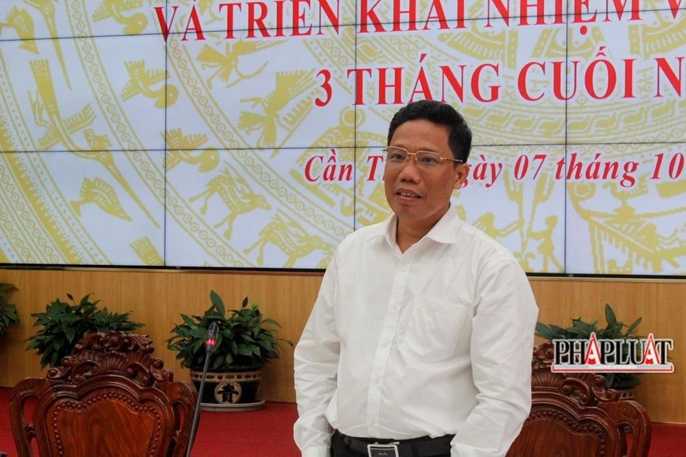 Phó Chủ tịch UBND TP Cần Thơ Nguyễn Thực Hiện phát biểu tại hội nghị. Ảnh: NHẪN NAM