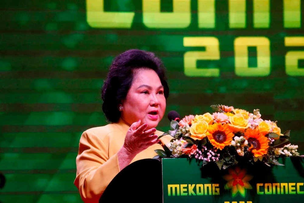 Bà Lý Kim Chi - Chủ tịch Hội lương thực, thực phẩm TP.HCM phát biểu tại hội thảo. Ảnh: NHẪN NAM