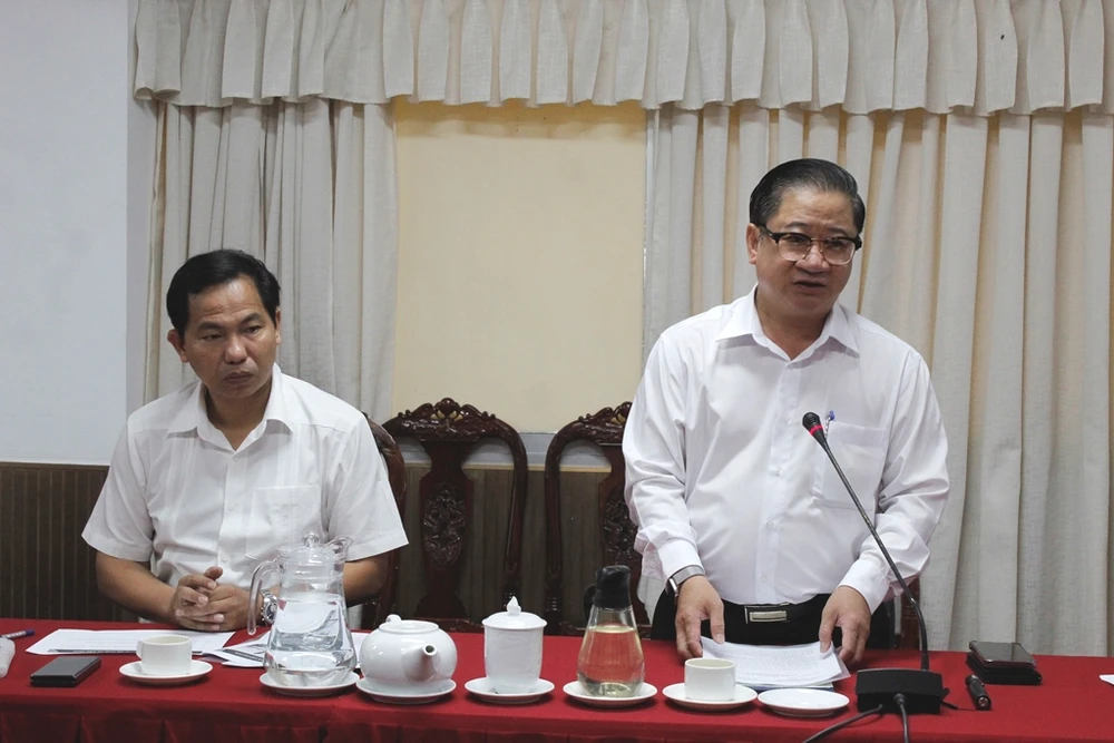 Bí thư và chủ tịch Cần Thơ