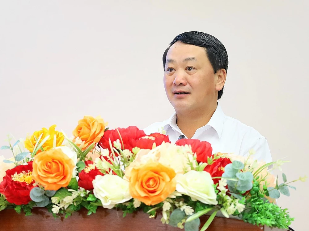 Ông Hầu A Lềnh - Bộ trưởng, Chủ nhiệm Ủy ban Dân tộc của Chính phủ phát biểu khai mạc hội nghị. Ảnh: CTV Ông Hầu A Lềnh - Bộ trưởng, Chủ nhiệm Ủy ban Dân tộc của Chính phủ phát biểu khai mạc hội nghị. Ảnh: CTV