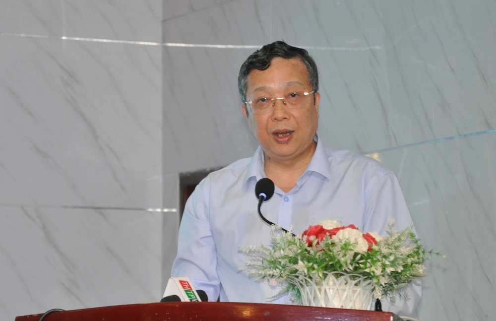 Thứ trưởng Bộ NN&amp;PTNT Hoàng Trung phát biểu tại hội nghị. Ảnh: CTV