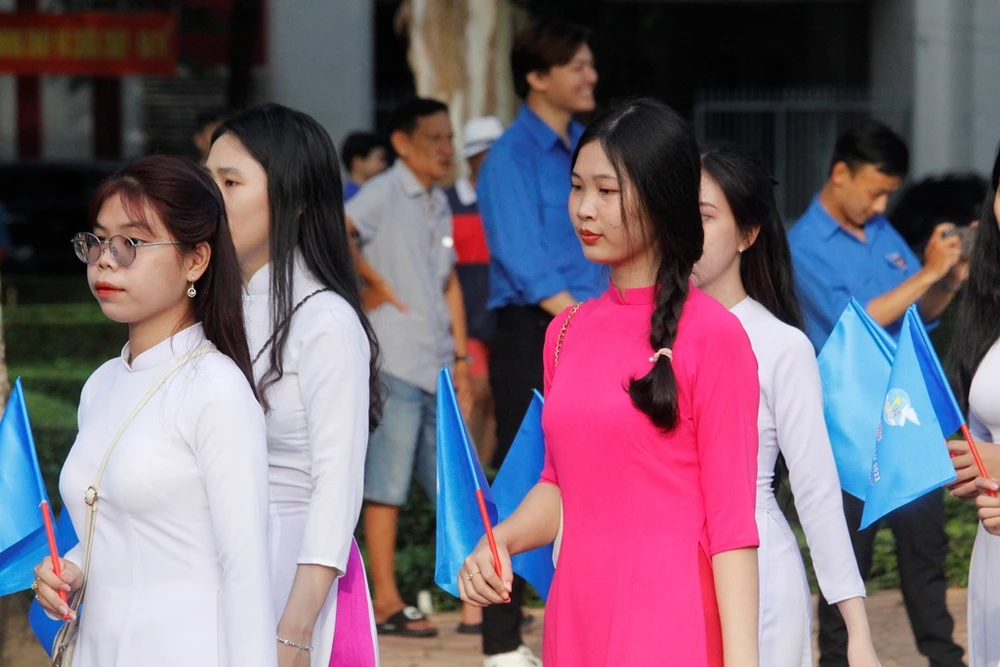 ao-dai-2.JPG