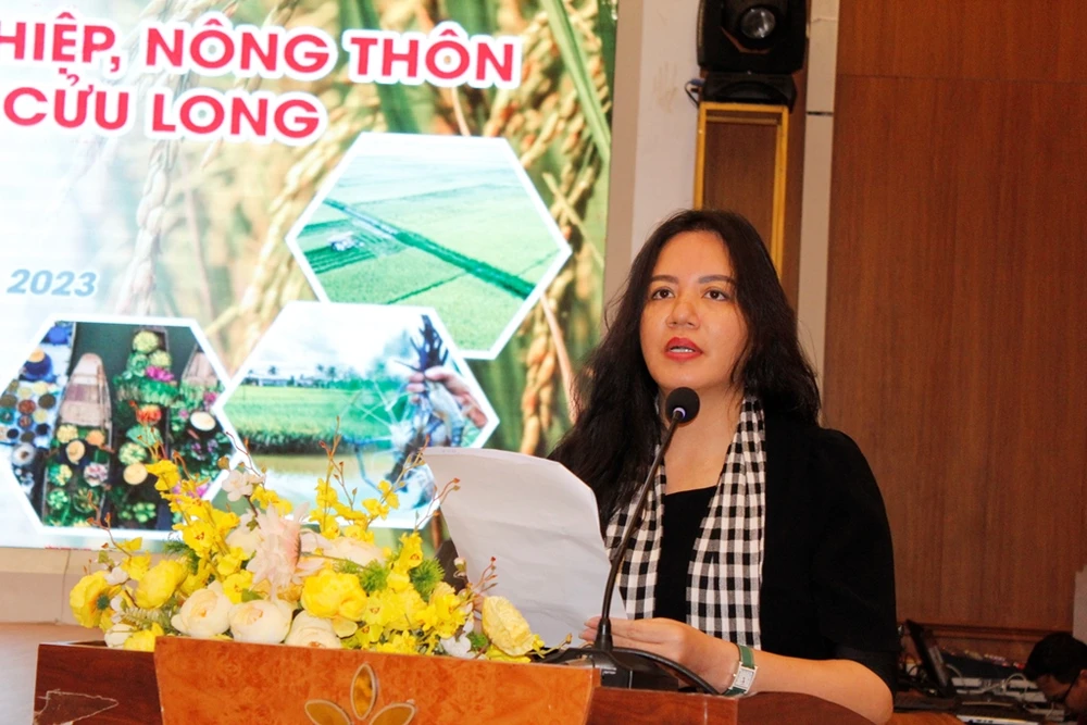 nguyen-thi-hang-ceo-bo-de.JPG