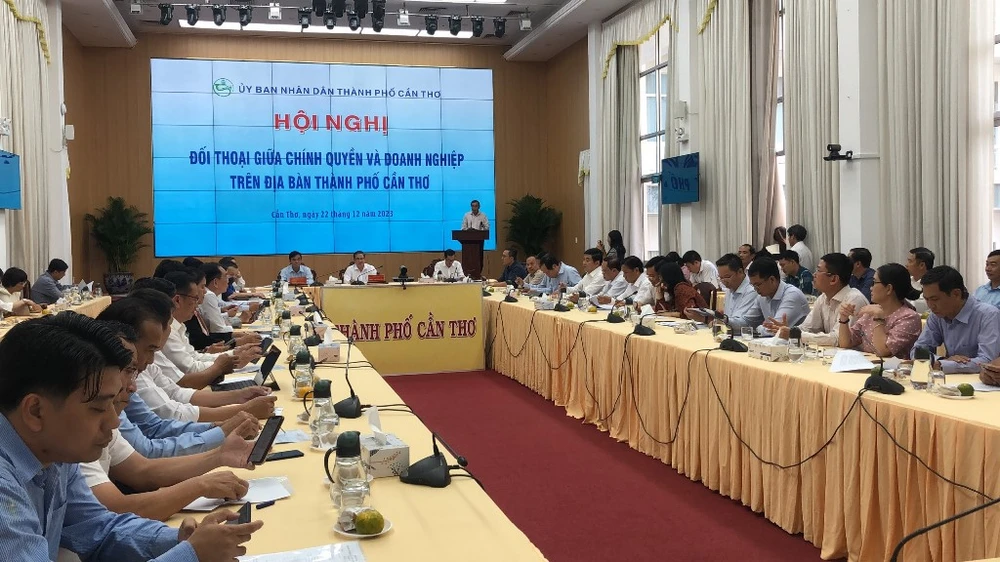 Hội nghị chính quyền đối thoại với doanh nghiệp ở Cần Thơ