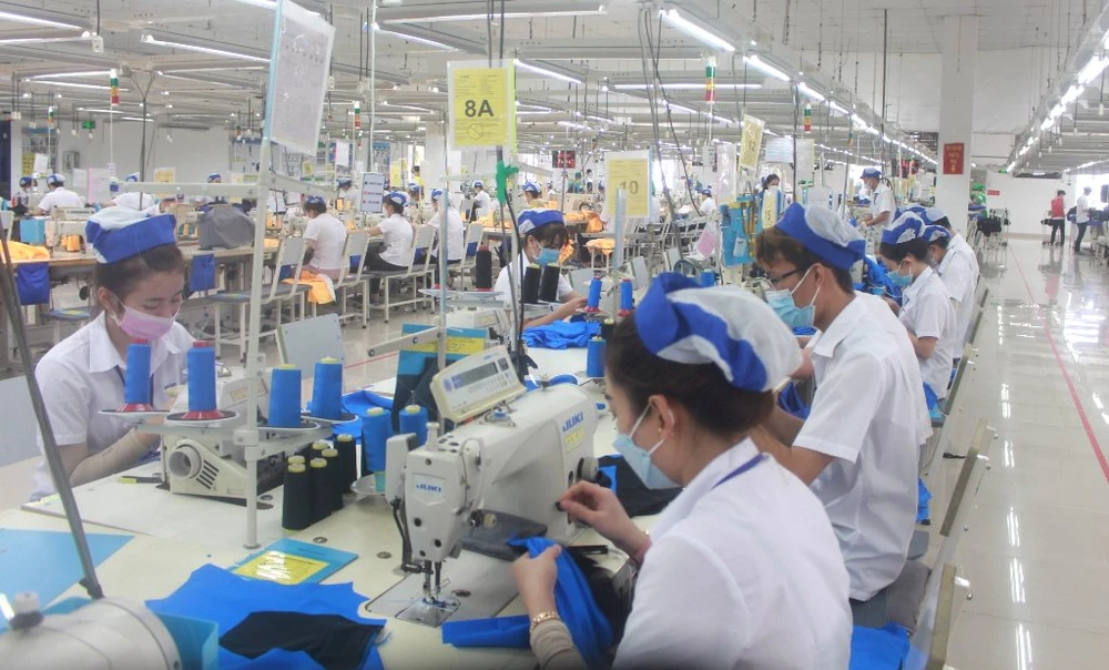 Thưởng Tết Nguyên đán năm 2024 ở Cần Thơ chỉ bằng 1/2 năm 2023