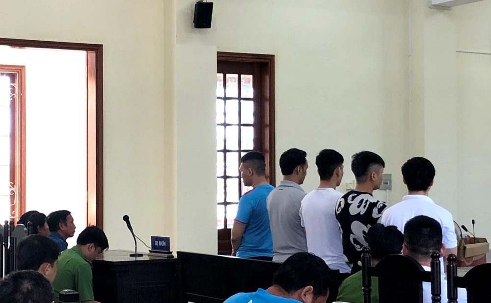 5 bị cáo giết người xin lỗi gia đình bị hại