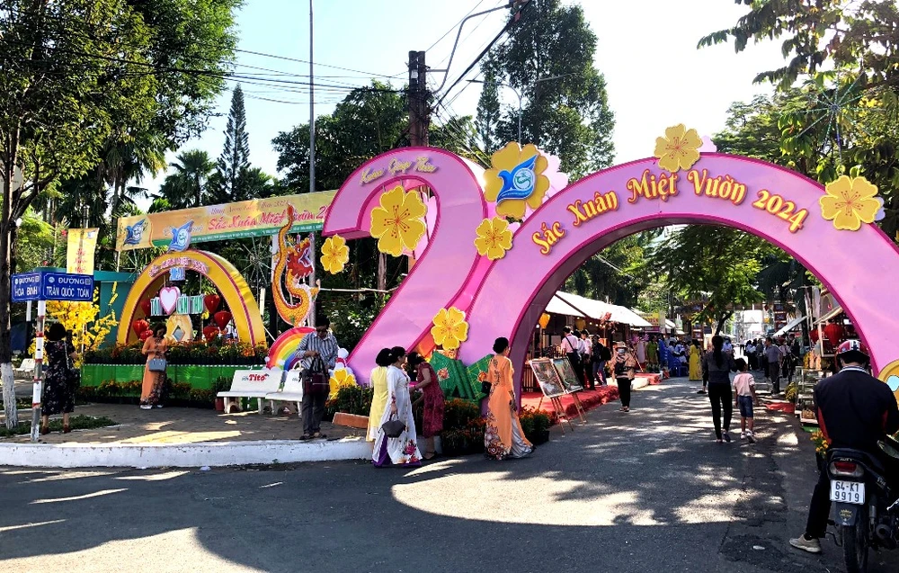 Không gian Sắc xuân miệt vườn ở Cần Thơ năm 2024.