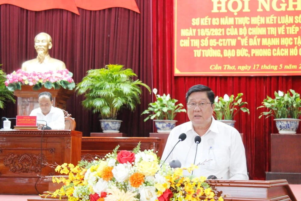 Cần Thơ sơ kết 3 năm học tập và làm theo Bác Hồ.