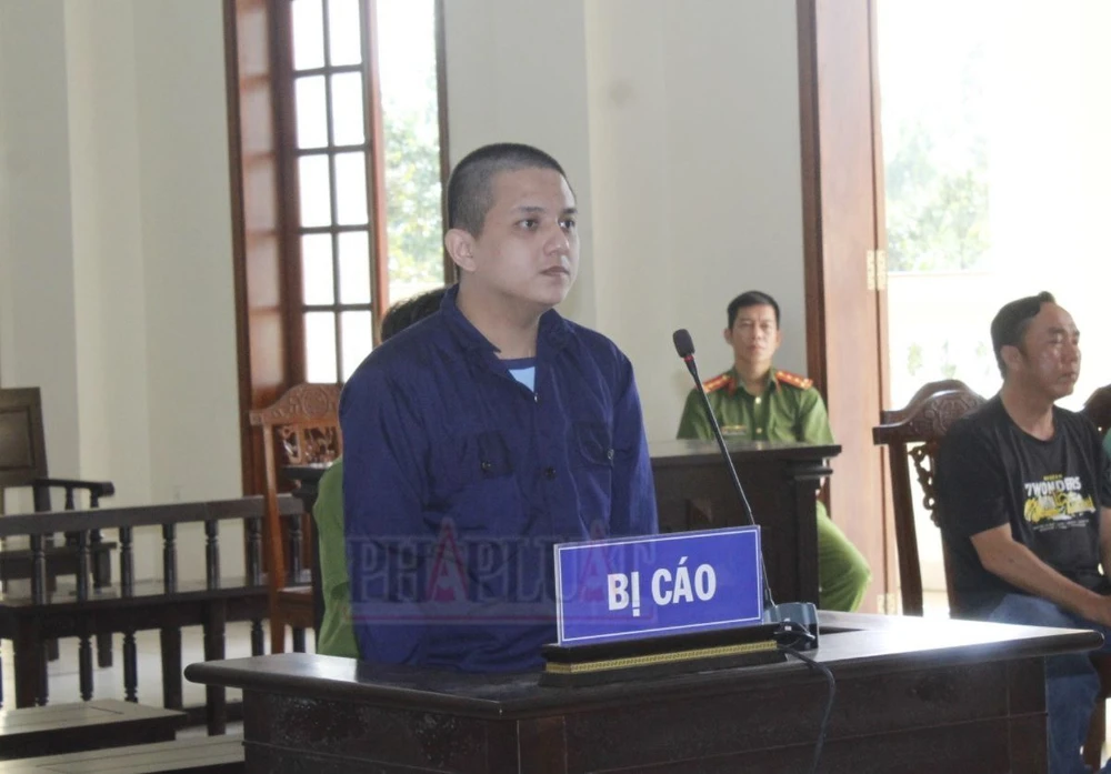 lừa mua bán thiết bị điện.