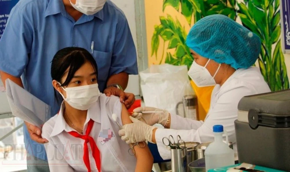 TP Cần Thơ tổ chức tiêm bổ sung vaccine phòng bệnh sởi cho trẻ em