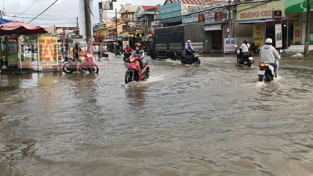 Triều cường TP Cần Thơ ngày 18-10-2024