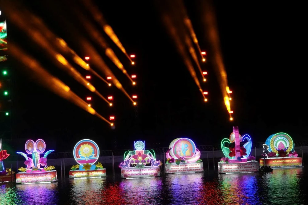khai mạc Đêm hoa đăng Ninh Kiều, TP Cần Thơ năm 2024