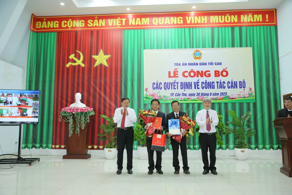 tan-tp-can-tho-cong-bo-chanh-an-pho-chanh-an (1).jpg