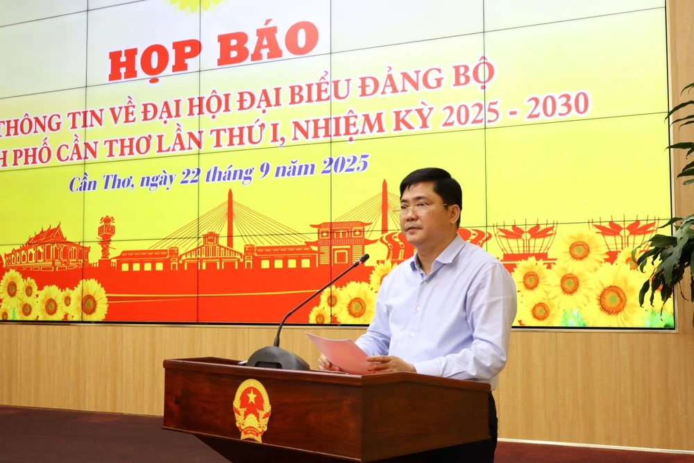 tp-can-tho-hop-bao-dai-hoi-dang-2.jpg