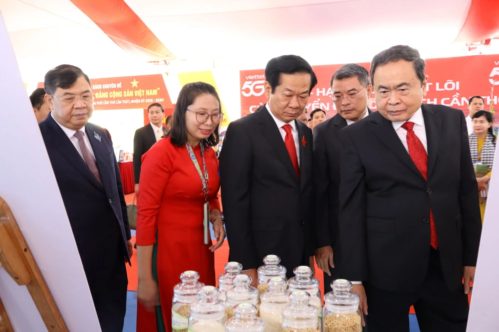 dai-hoi-dang-bo-tp-can-tho (4).JPG