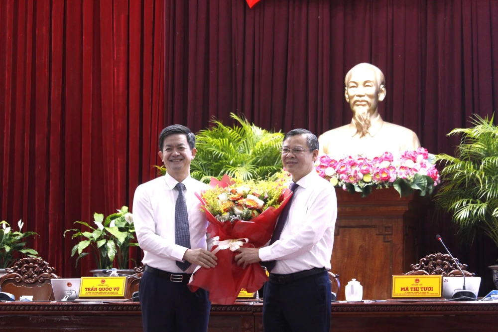 Chủ tịch TP Cần Thơ Trương Cảnh Tuyên