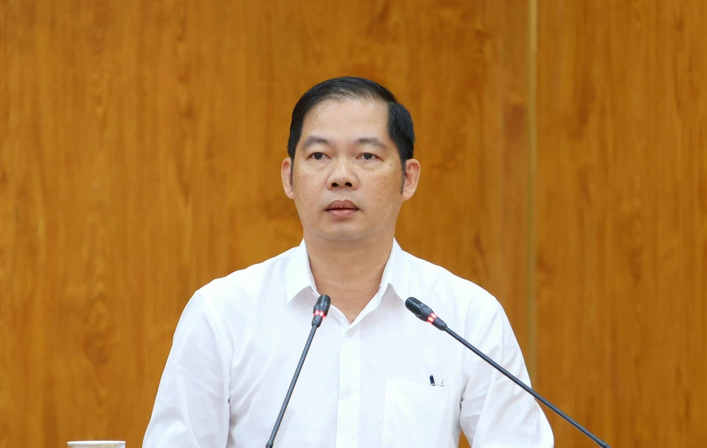 ts-nguyen-khanh-tung-tra-loi-cho-noi-cai-rang.JPG