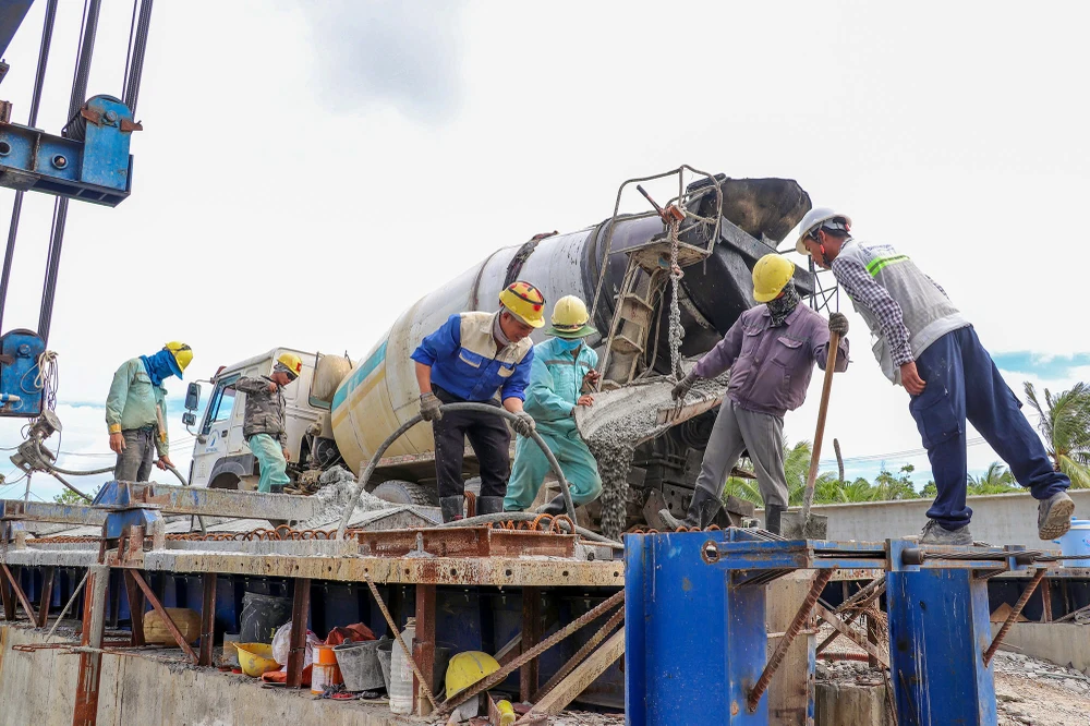 chau doc-can-tho-soc-trang.jpg