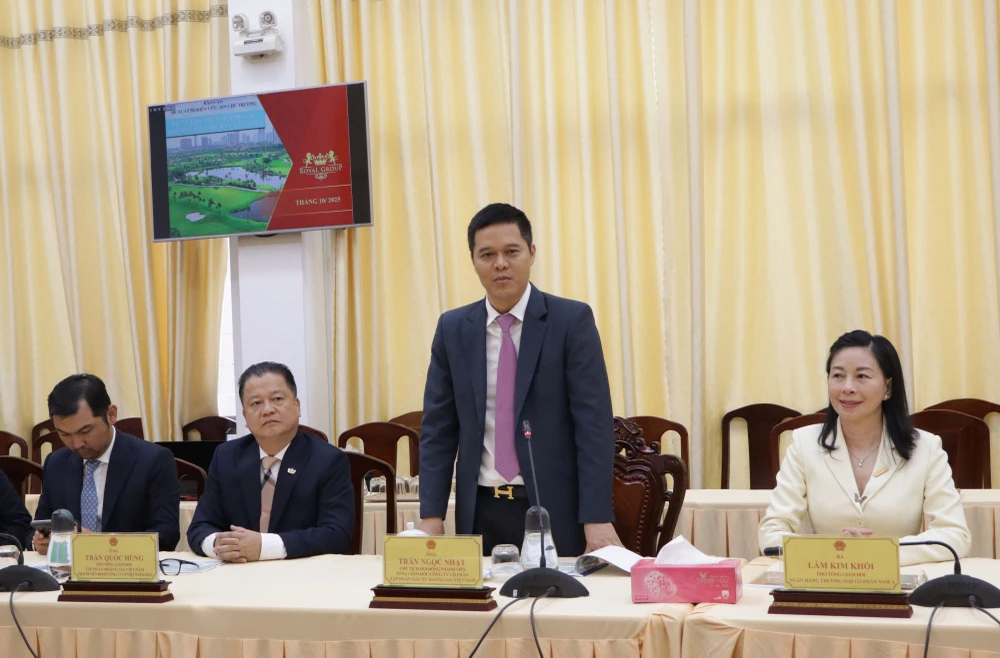 Một tập đoàn đề xuất đầu tư 2 sân golf ở Cần Thơ