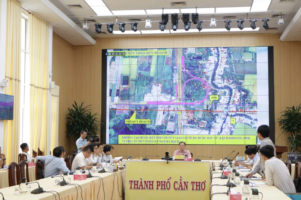 UBND TP Cần Thơ họp nghe đề xuất dự án Quốc lộ 91 đoạn từ tuyến tránh Thốt Nốt đến Lộ Tẻ Rạch Sỏi