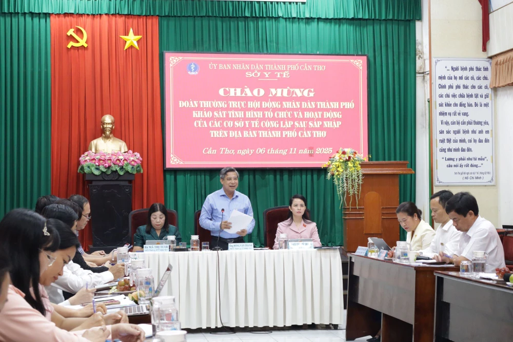 HĐND TP Cần Thơ khảo sát tình hình hoạt động cơ sở y tế công lập