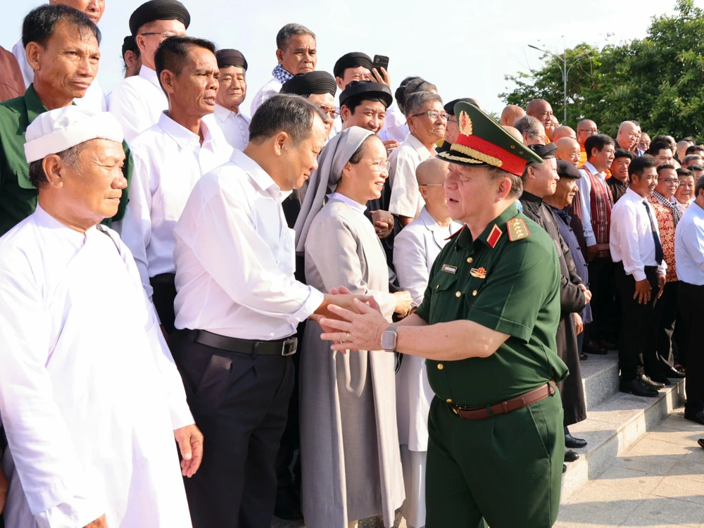 dai-tuong-nguyen-trong-nghia (1).jpg