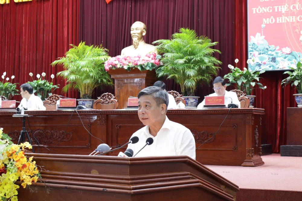 thanh-uy-can-tho-3.jpg