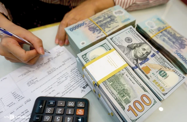 Thị trường trái phiếu doanh nghiệp tăng trưởng quá nóng đã dẫn đến nhiều rủi ro tiềm ẩn về chất lượng sản phẩm.