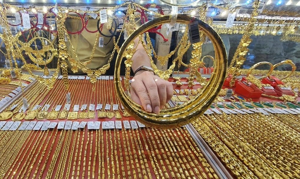 Giá vàng nhẫn 9999 tiếp tục leo dốc