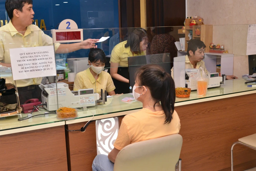 Giá vàng miếng SJC giảm nhẹ sau nhiều ngày tăng nóng