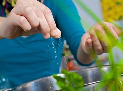 Bột ngọt-dùng bao nhiêu là đủ? ảnh 1