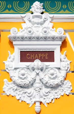 Tòa nhà 130 tuổi ở Sài Gòn thay 'áo mới' ảnh 8