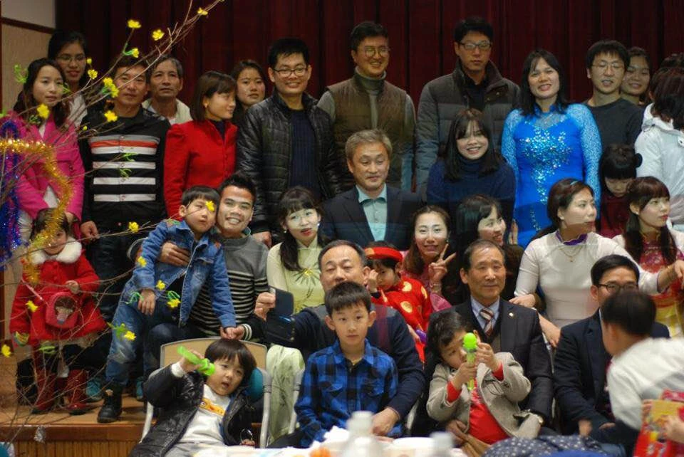 Tưng bừng tết cổ truyền người Việt trên đất Hàn ảnh 4 Tưng bừng tết cổ truyền người Việt trên đất Hàn ảnh 4